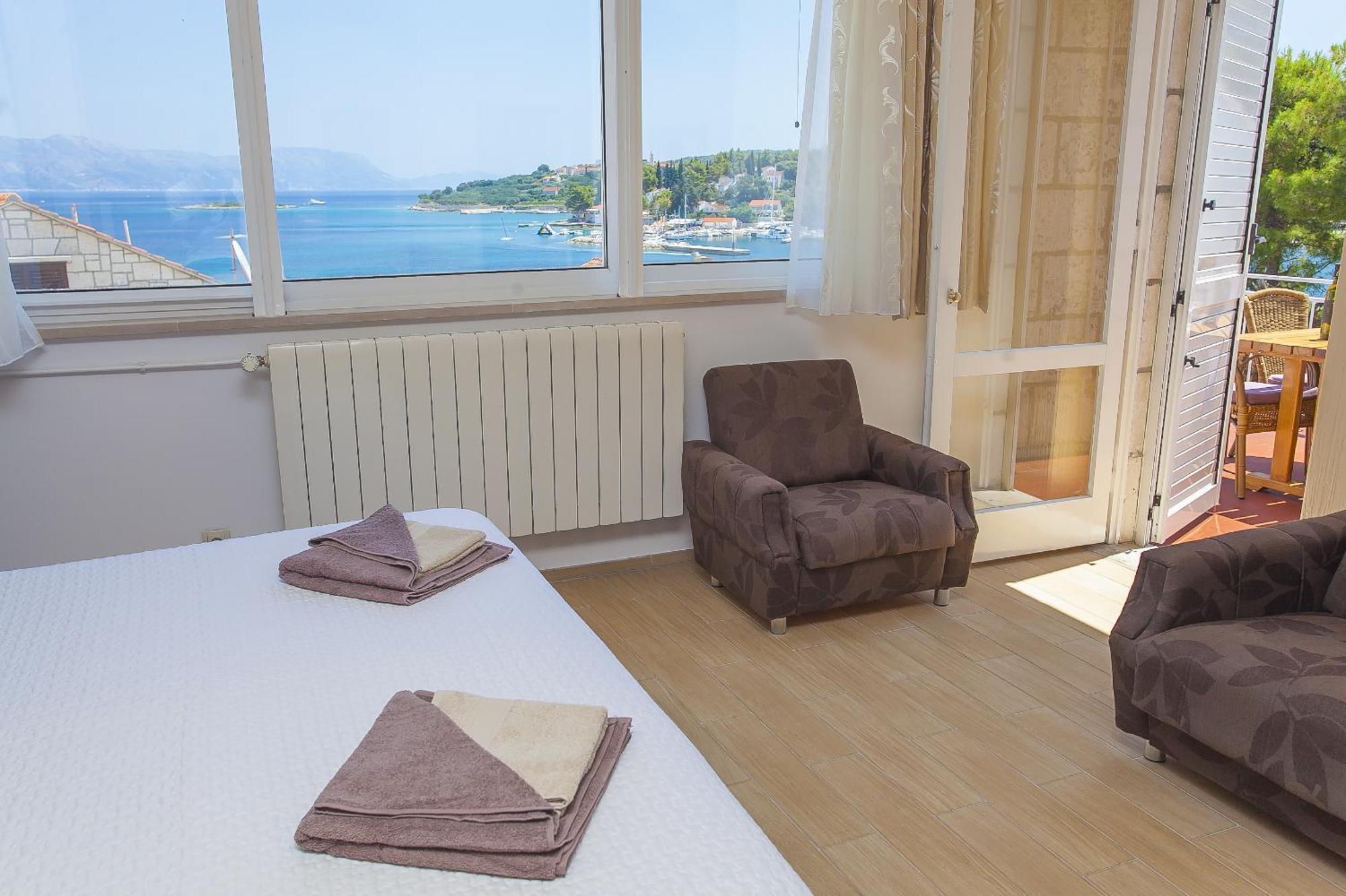 Guest House Lovric Lumbarda Kamer foto